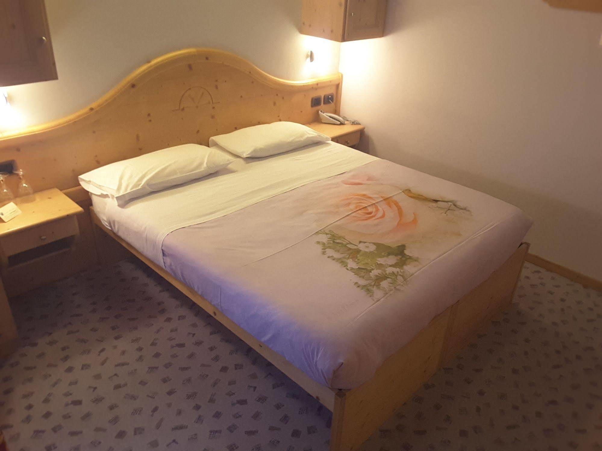 Hotel Valeria 리비뇨 외부 사진